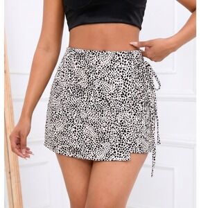 Windsor Leopard Flirty Cute Print Side Tie Stretchy Mini Wrap Skirt Small